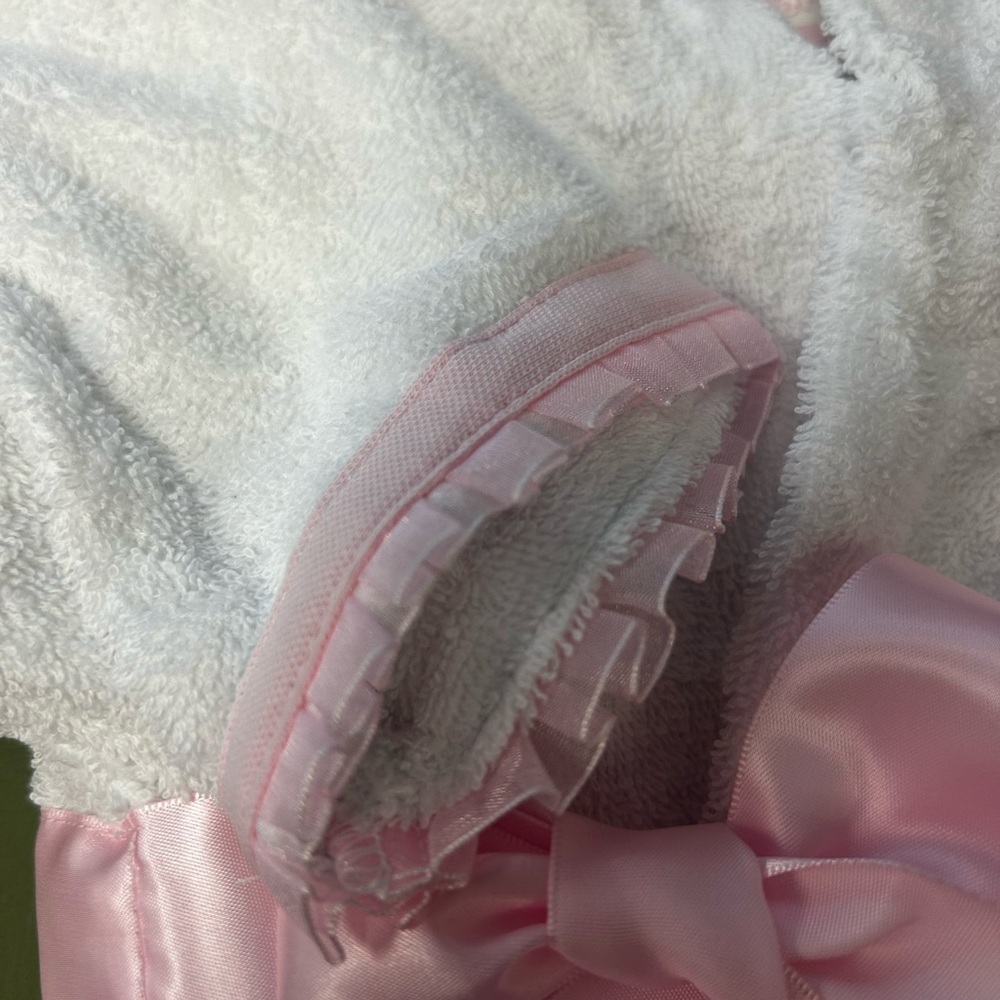 Little Princess Spa Robe - Picture 5 of 5